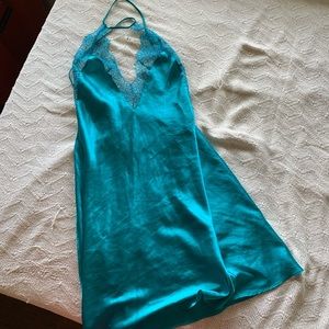 Victoria secret slip